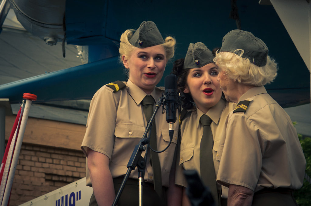 Sgt. Wilson's Army Show Girls